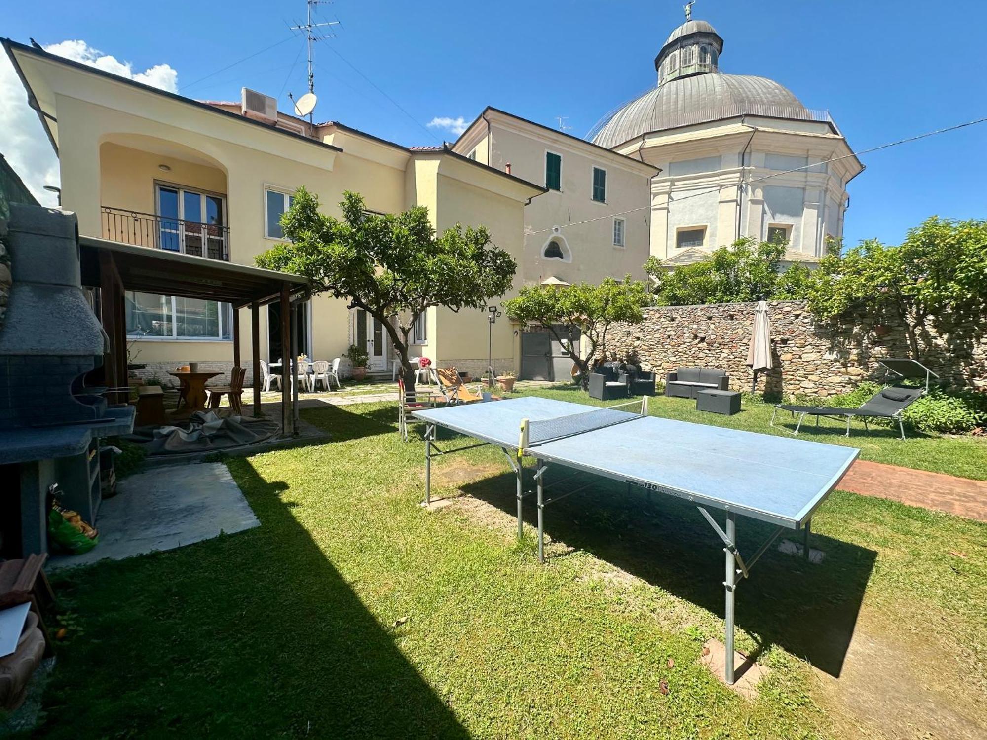 Villa Marcellina - Piazza San Giovanni, Giardino Privato, Jacuzzi E Barbecue Loano Exterior photo