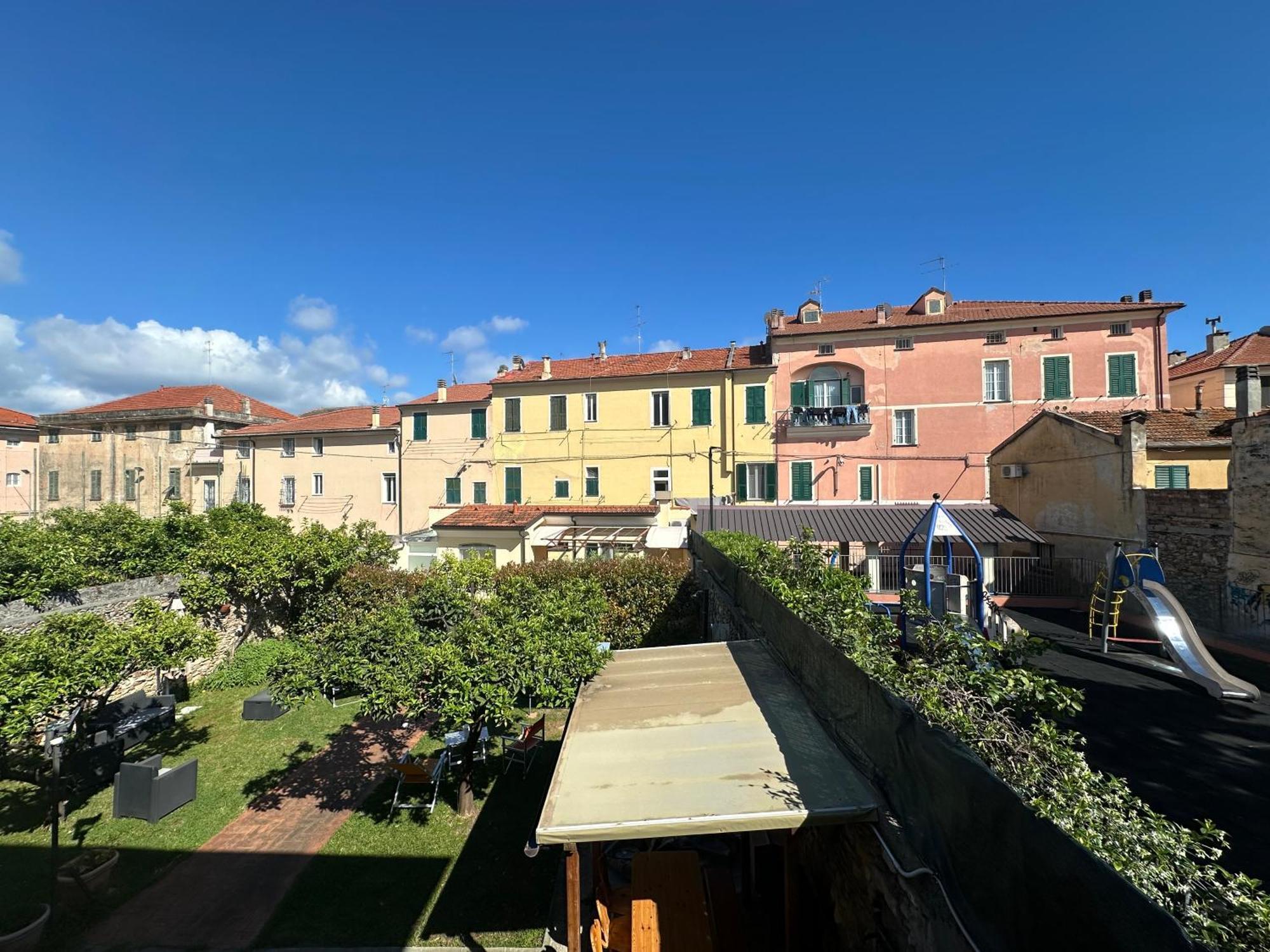 Villa Marcellina - Piazza San Giovanni, Giardino Privato, Jacuzzi E Barbecue Loano Exterior photo
