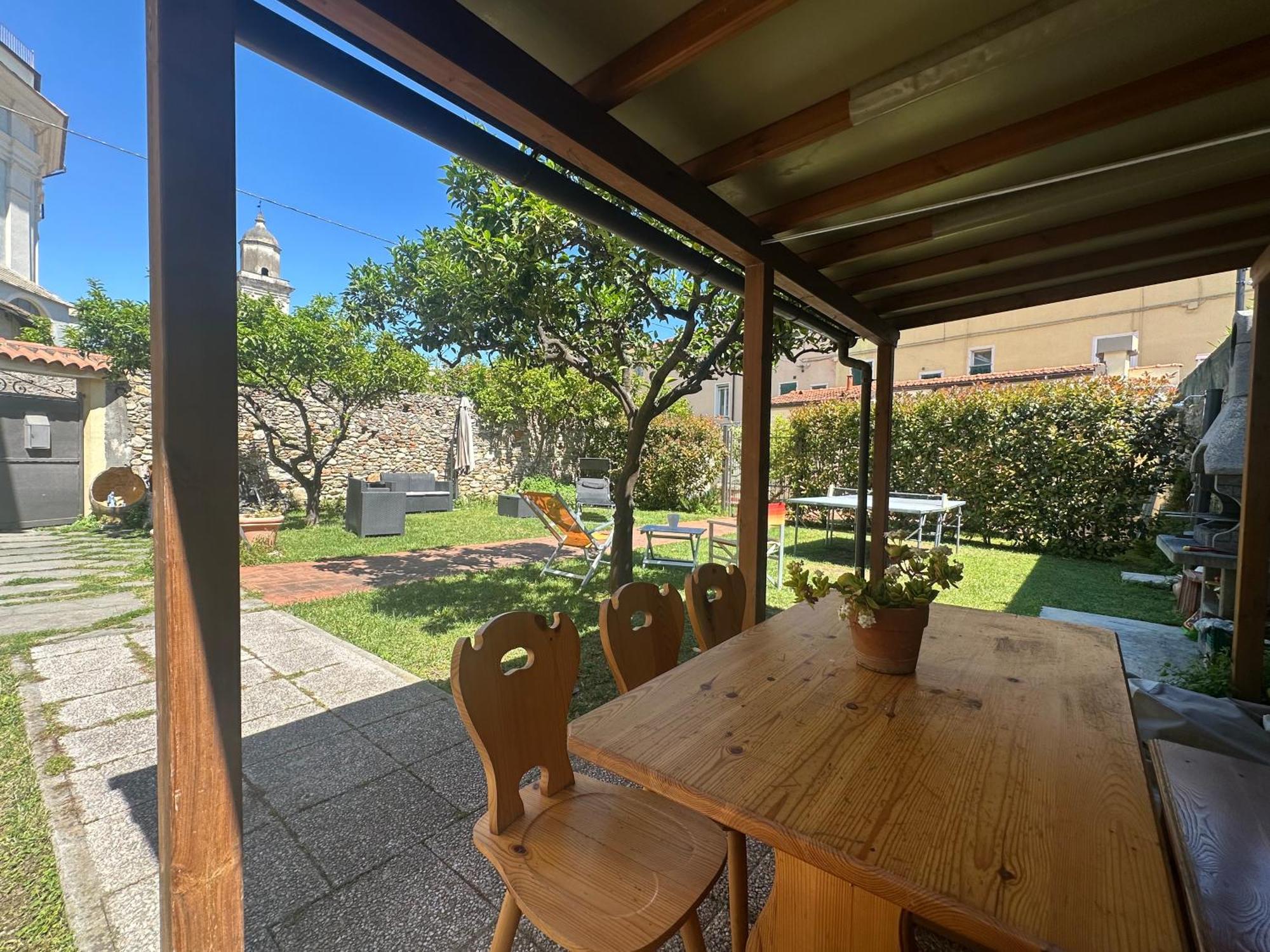 Villa Marcellina - Piazza San Giovanni, Giardino Privato, Jacuzzi E Barbecue Loano Exterior photo